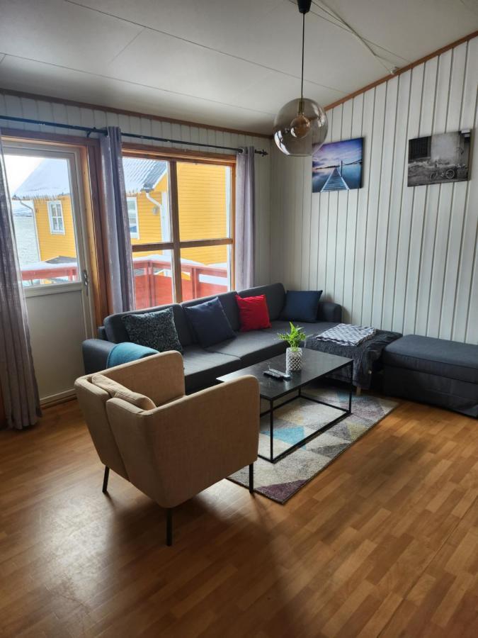 Apartment By The Lakeside Тромсё Экстерьер фото